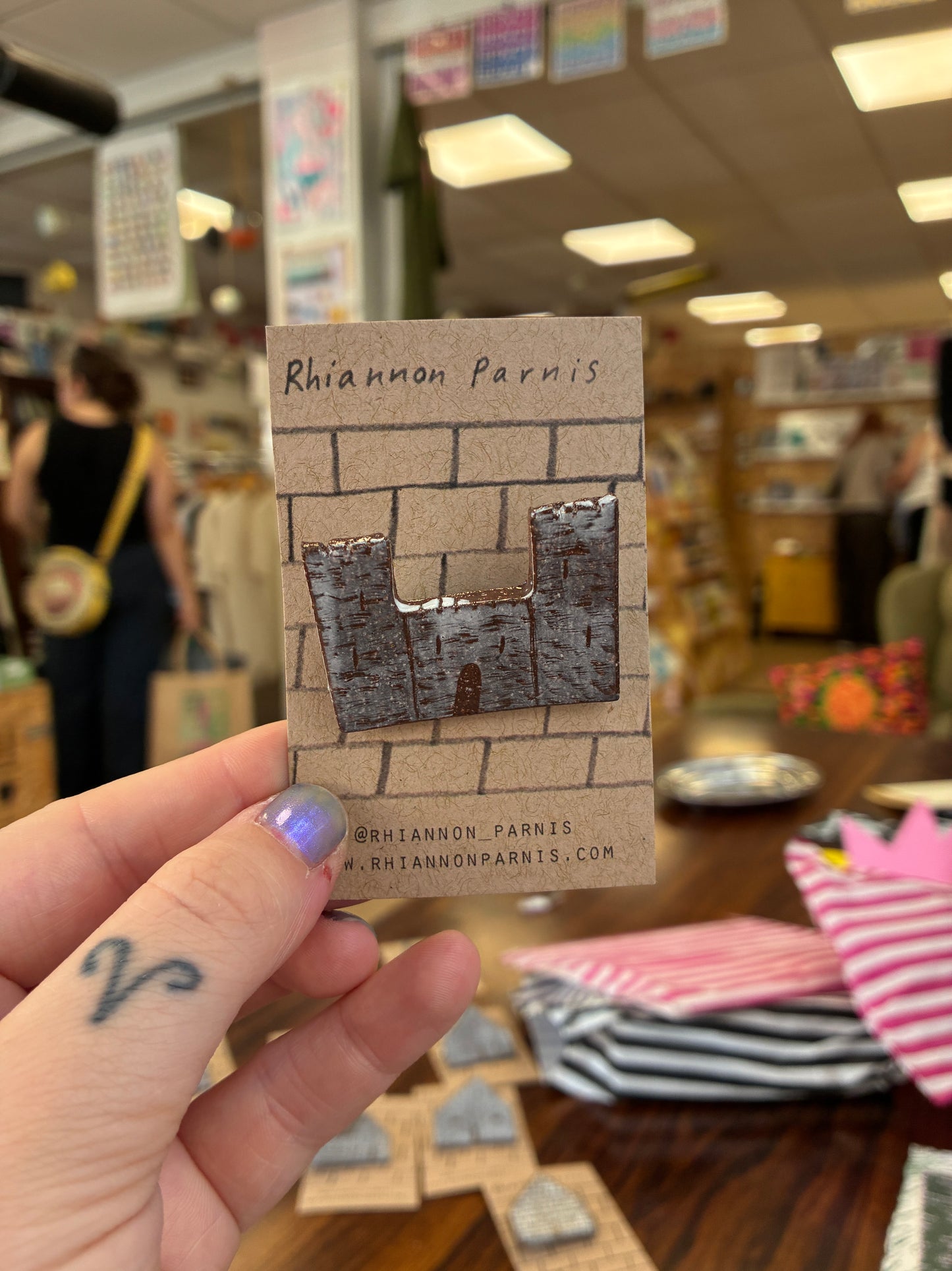 Rhiannon Parnis - Ceramic Brooches